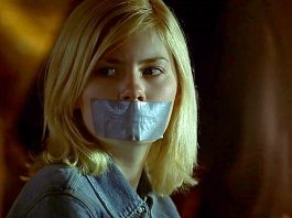 Elisha Cuthbert Bound And Gagged As Kimberly Bauer in the TV show "24" season 1