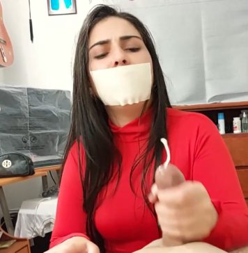 Hot Microfoam Tape Gag Handjob By Superheroine – Selfgags Microfoam-Tape-Gagged-Handjob-By-Superheroine