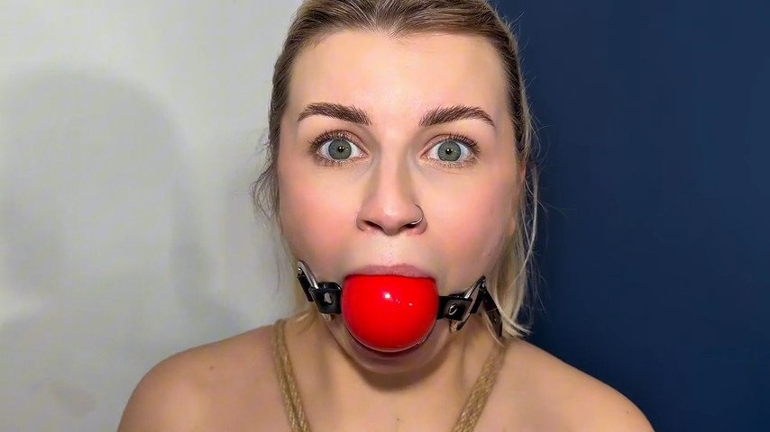 Isla White extreme close-up large red ball gag stretching her mouth with desperate wide eyes – MilaAmoraBondage