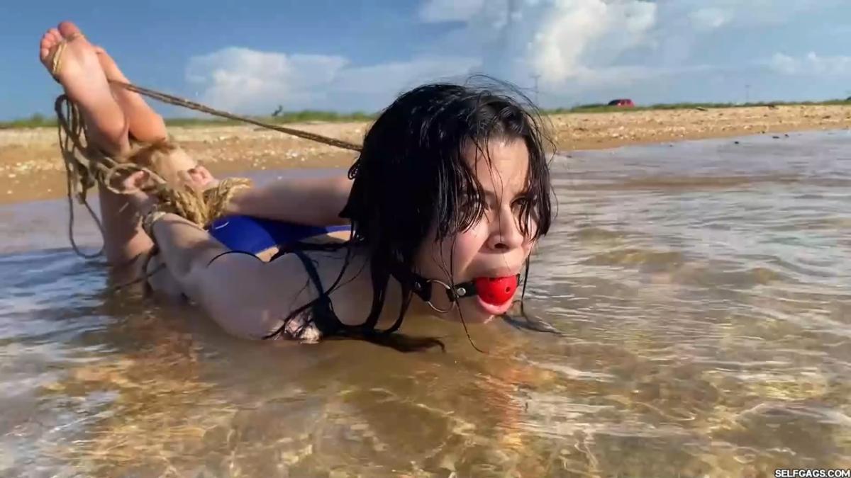 Beach-Girl-Hogtied-In-The-Shallows-20