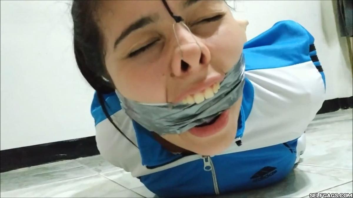Bondage-Jogger-Bound-And-Gagged-21
