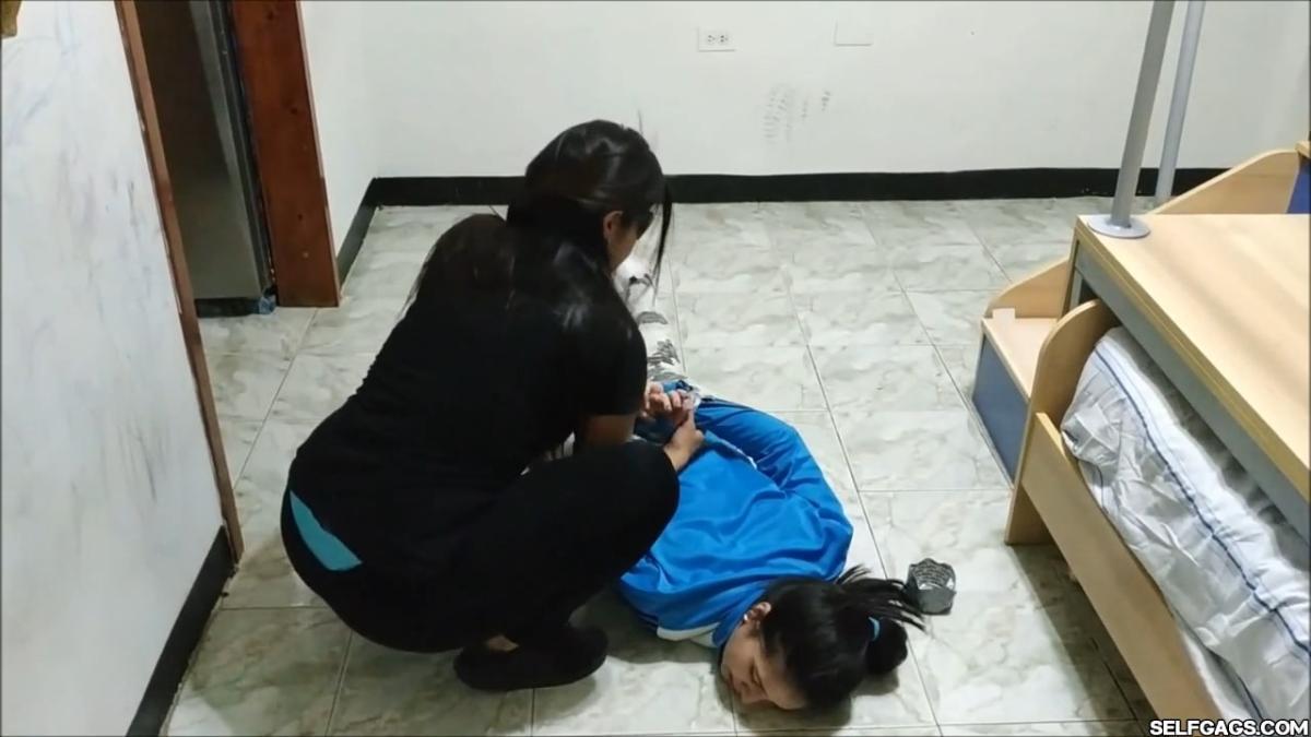 Bondage-Jogger-Bound-And-Gagged-3