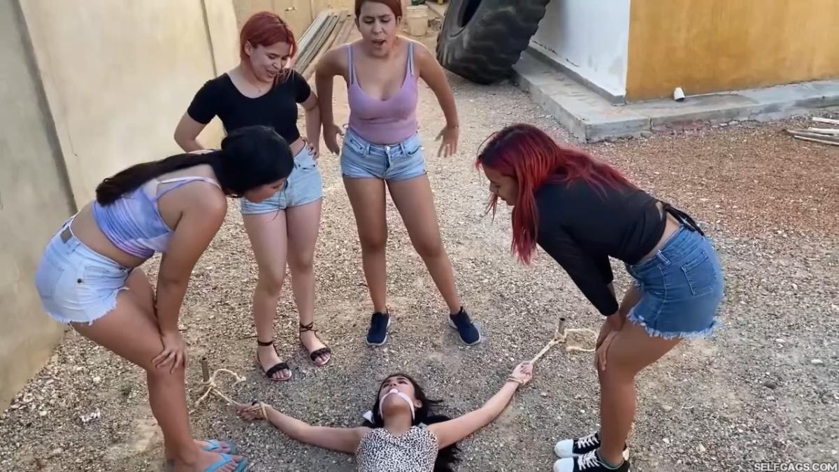 Bullied-Damsel-Dreams-Of-Revenge-In-Stakeout-Bondage-8