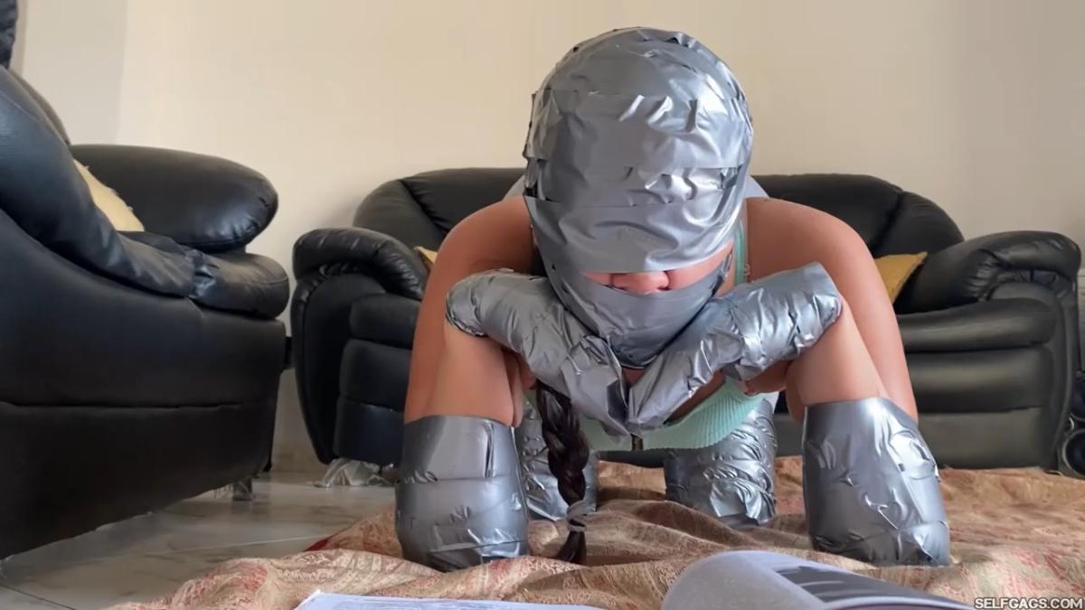 Cleaning girl used as bondage slave by MILF boss