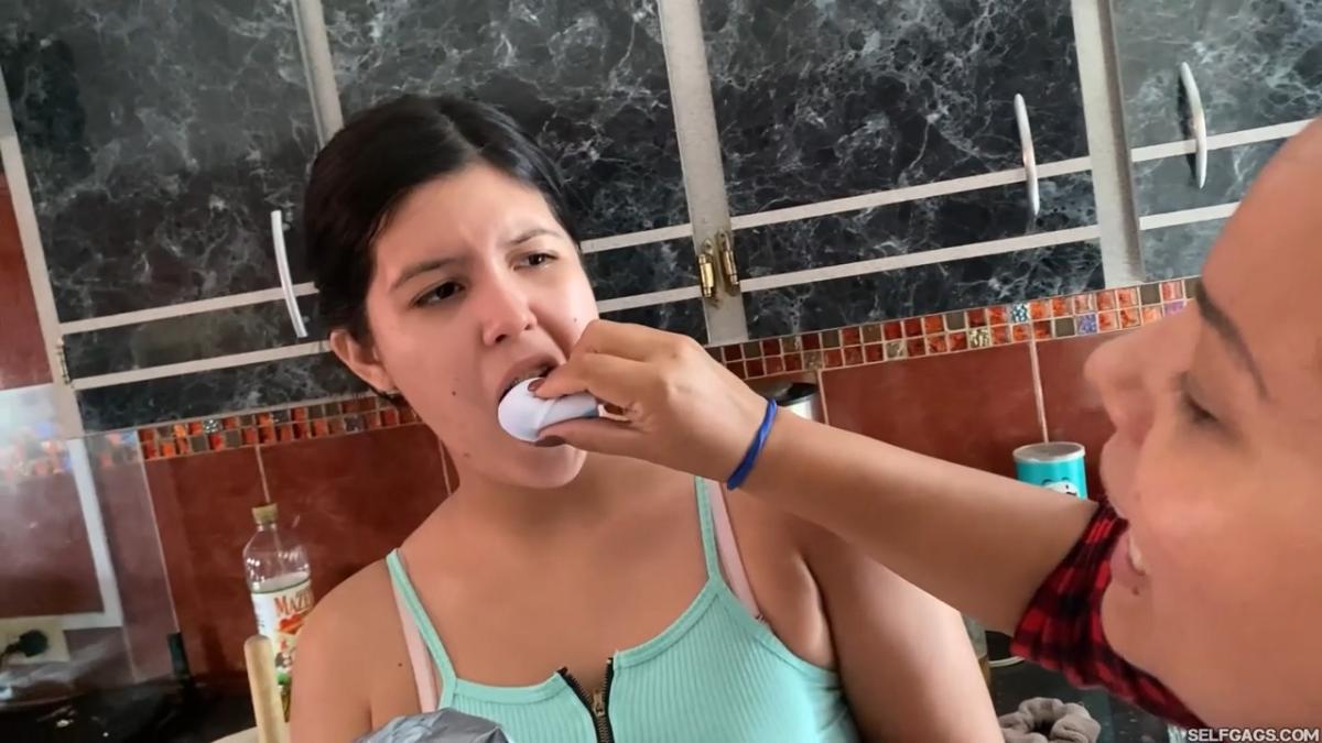 Cleaning girl used as bondage slave by MILF boss