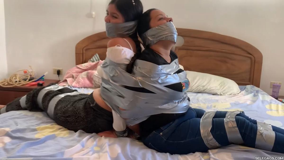 Exposing-Stepsisters-Secret-Bondage-Playdate-With-Nanny-28