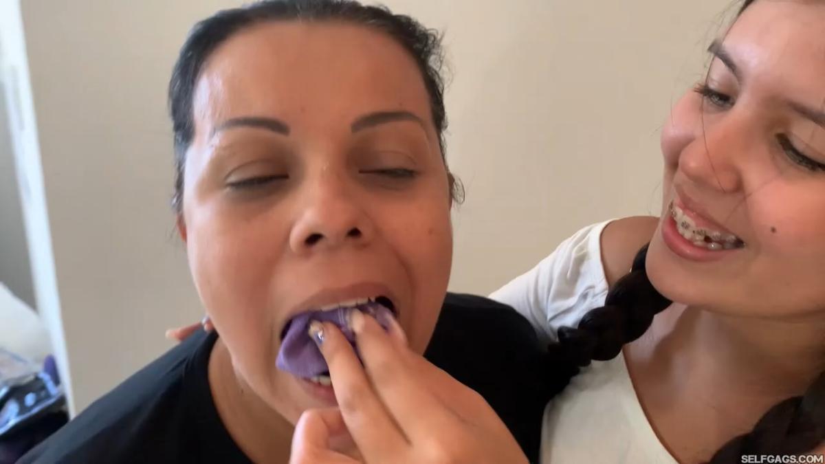 Exposing-Stepsisters-Secret-Bondage-Playdate-With-Nanny-4