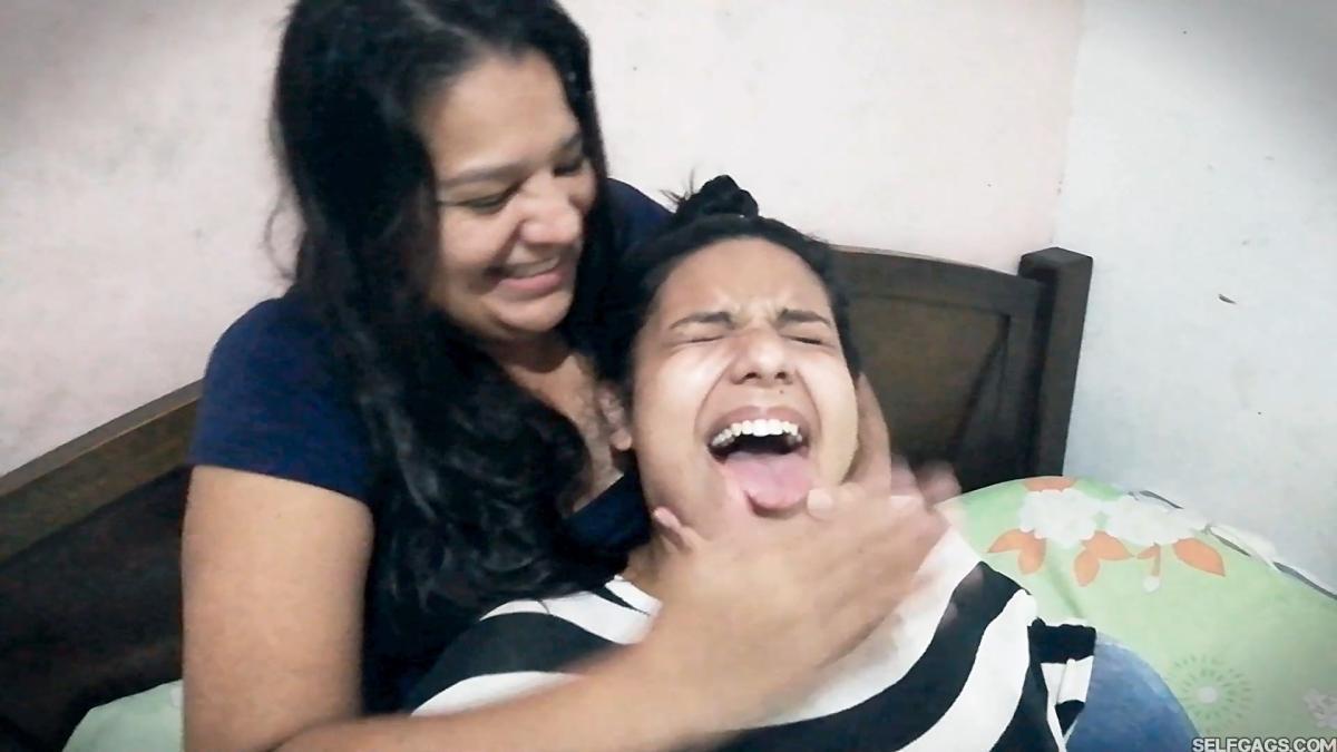 FF-handgag-and-smothering-by-mother-1