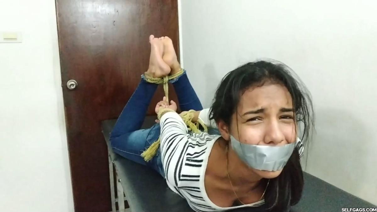 Hogtied-Bondage-Beauty-Feet-Whipped-And-Worshipped-20