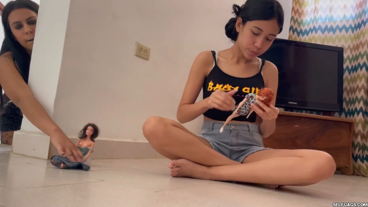 Kinky-Voodoo-Witch-Binds-Cute-Barbie-Bitch-2