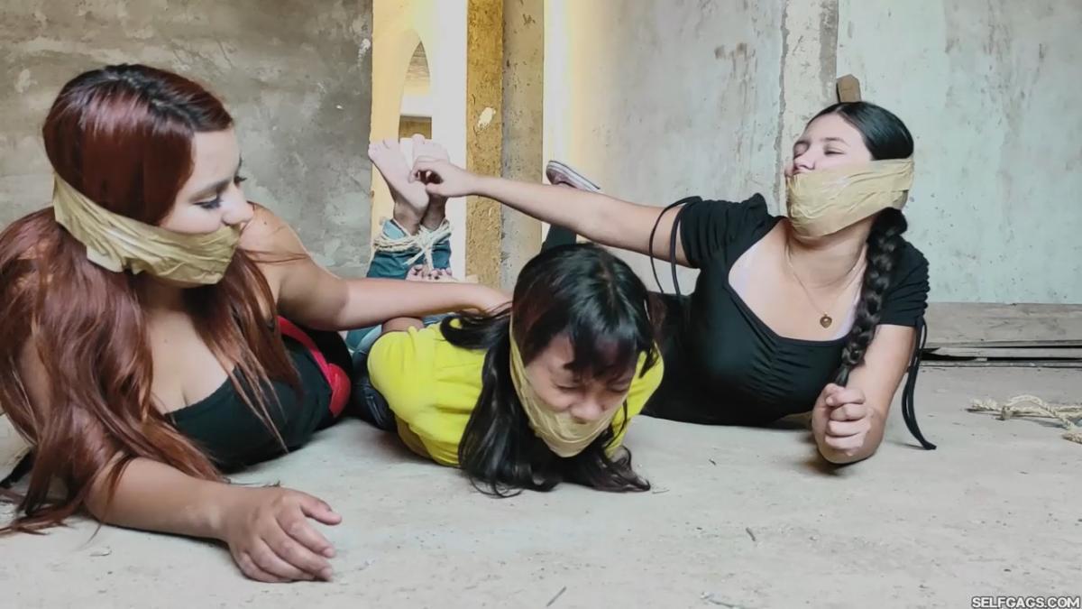 My-Playful-Female-Captors-Were-Crazy-Gag-Fetishists-31