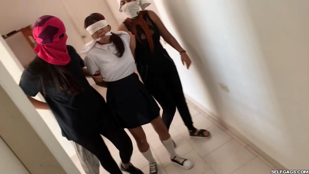 Owning-The-Women-Who-Tied-Up-Her-Girl-8