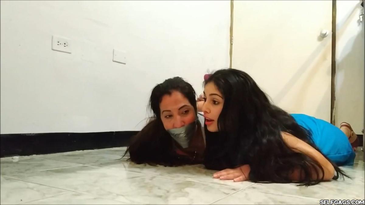 Rebel-Daughter-Puts-Mother-In-Bondage-23