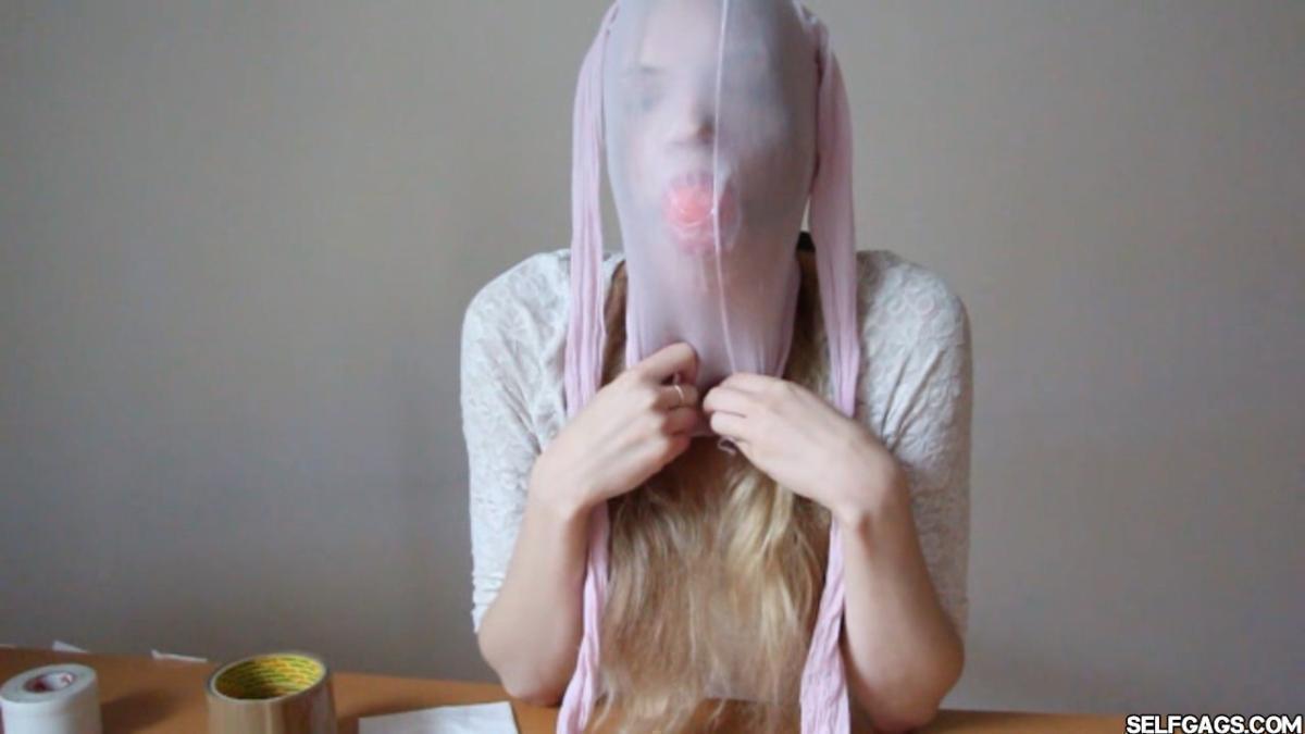 Scandinavian-Girl-Vanessa-Self-Gagged-20