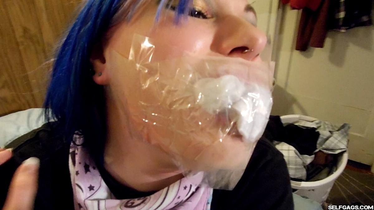 Sexy-College-Student-Gets-Bondage-Revenge-On-Roommate-21