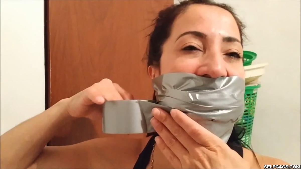 Sexy self-gagged Latina MILF