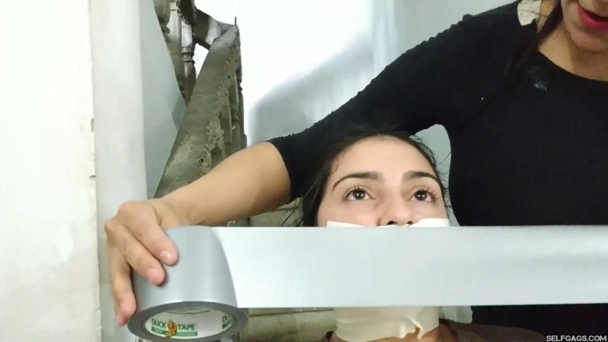 Strongly-Gagged-Women-In-Bondage-31