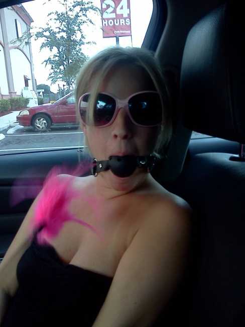 Ball-Gagged-Girl-With-Sunglasses