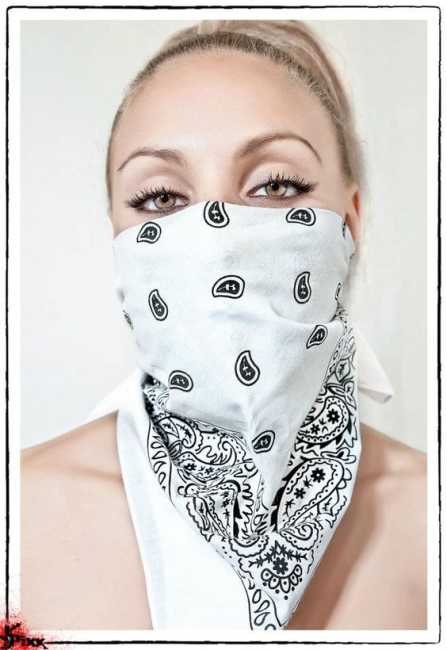 Girl-OTN-Gagged-With-Scarf-4