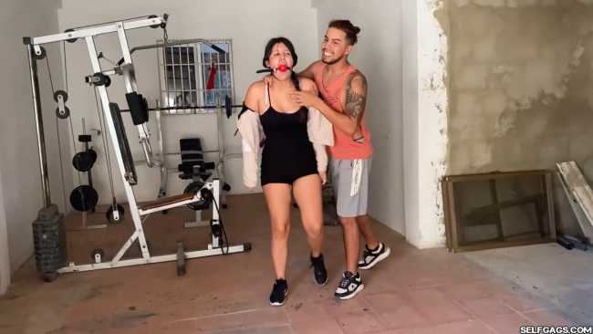 Slave-Training-Personal-Trainer-17